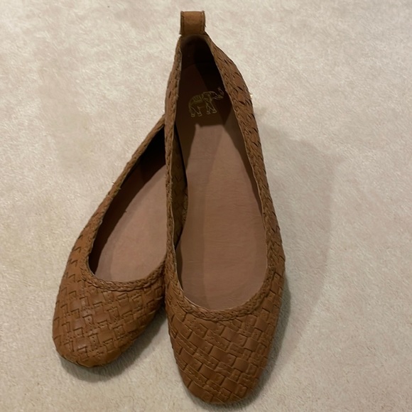 Shoes - Handcrafted woven tan ballet flats. Size 9